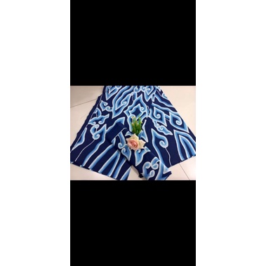 batik tulis mega mendung