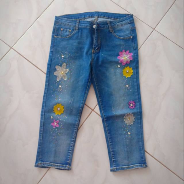 Preloved celana jeans jwan bunga