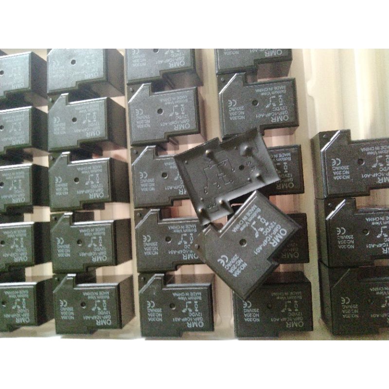 Relay omr 12V 30A kodok - rilay relay kodok omr 12v 30a Hitam