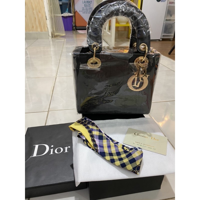 

Dior Box Black