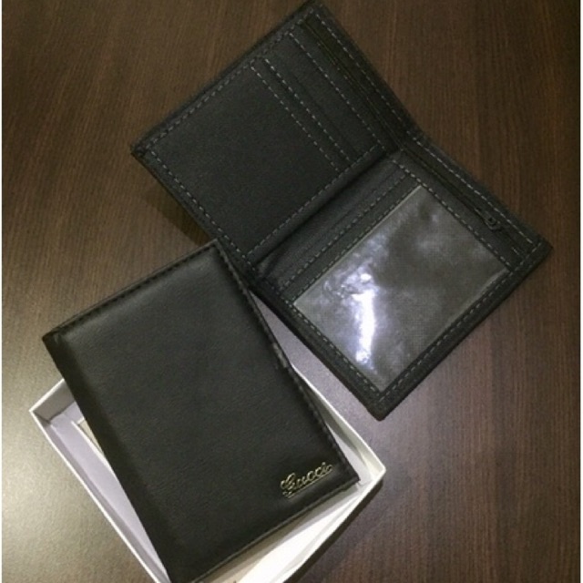 Dompet pria model lipat buku berdiri logo bahan ferari dalaman D600 #dompet #dompetpria #dompetcowok #dompetlipat #dompetlipatbuku #dompetvertikal #dompetmurah