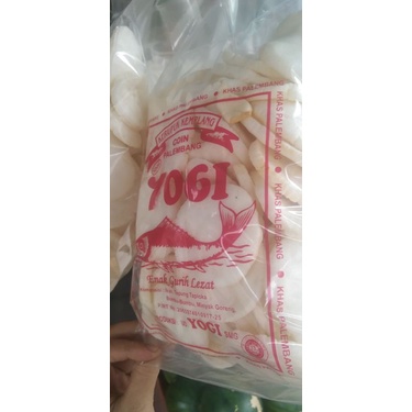 

KRUPUK KEMPLANG KGAS PALEMBANG