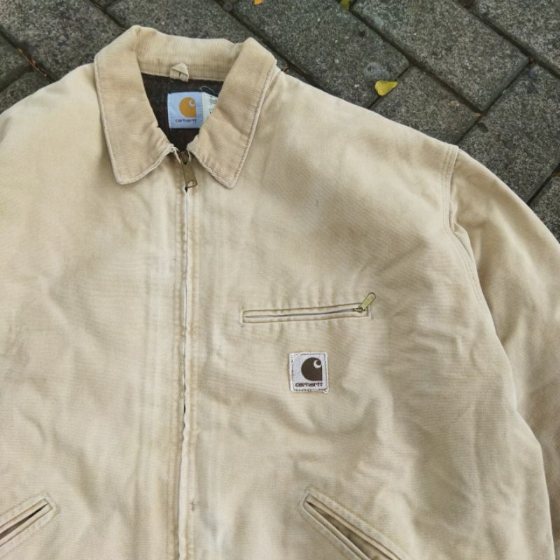Carhartt detroit jacket + Carhartt corduroy pants