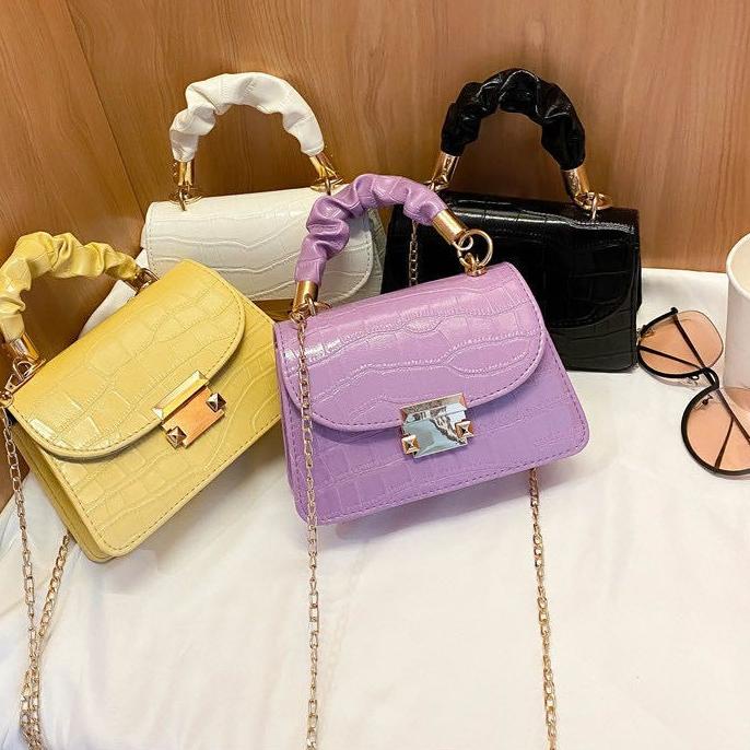 Tas Selempang Simple Elegan Casual Kecil/Tas Bahu Wanita Terbaru Casual Fashion Wanita Import