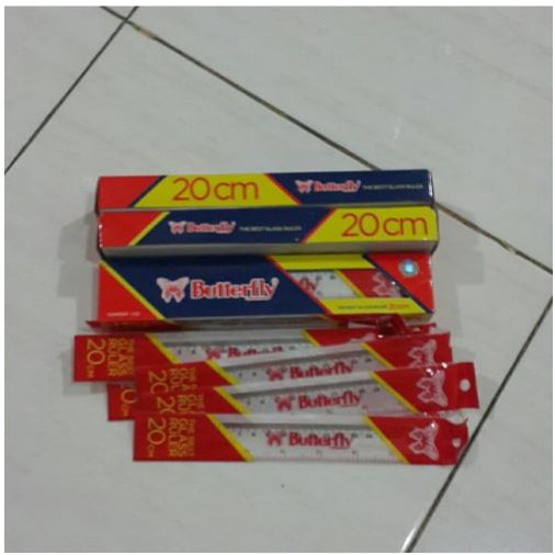 

Penggaris merk Butterfly 20 CM