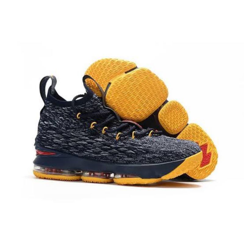 royal blue lebron 15