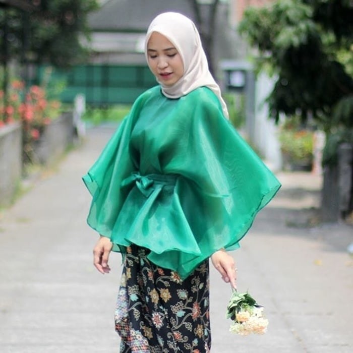 Atasan Kebaya Modern Organza Aneka Pilihan Warna