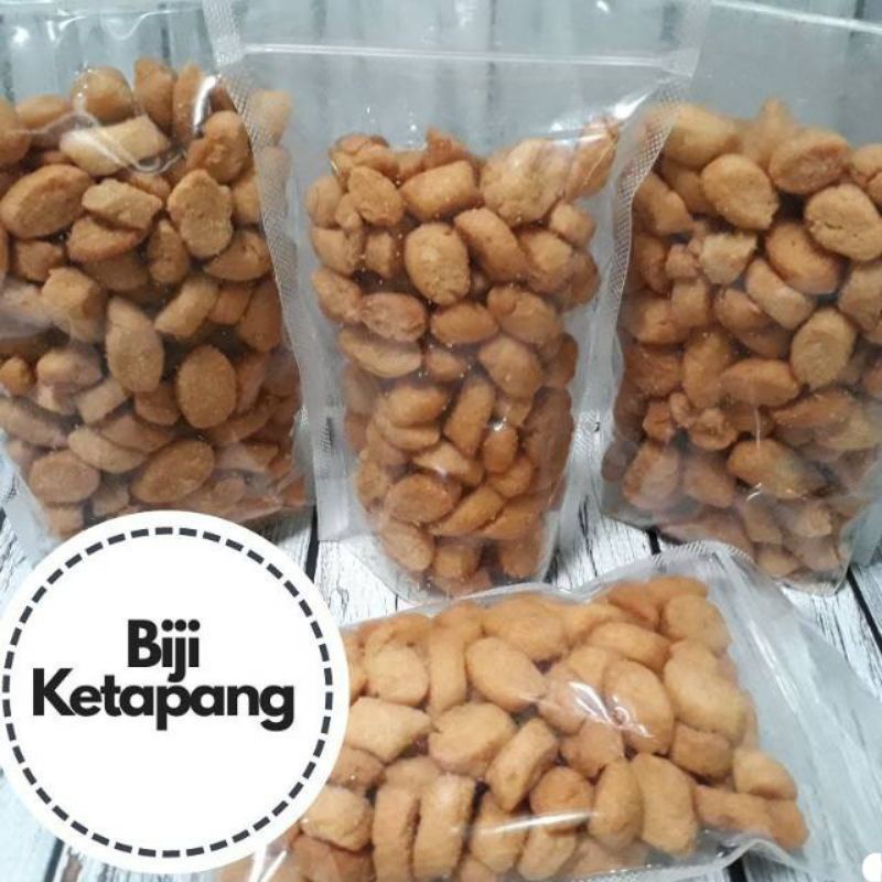 

Biji Ketapang Serundeng