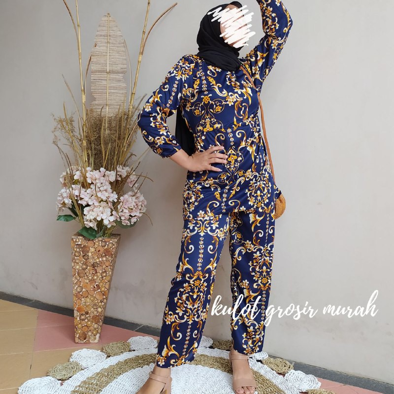 ONESET SETELAN MOTIF SULTAN / SATU SET BAJU DAN CELANA WANITA