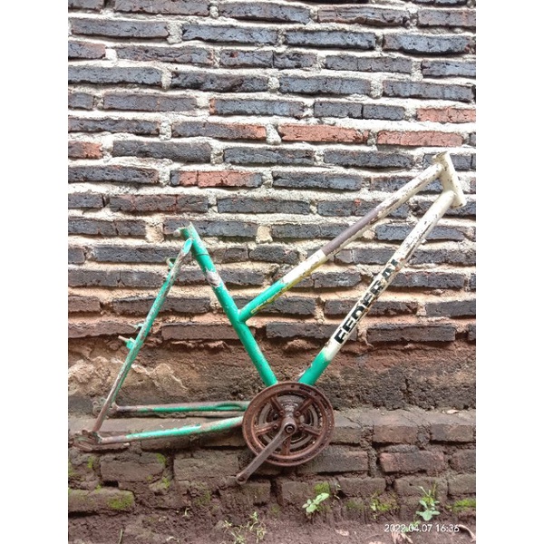 frame sepeda federal lady straycat