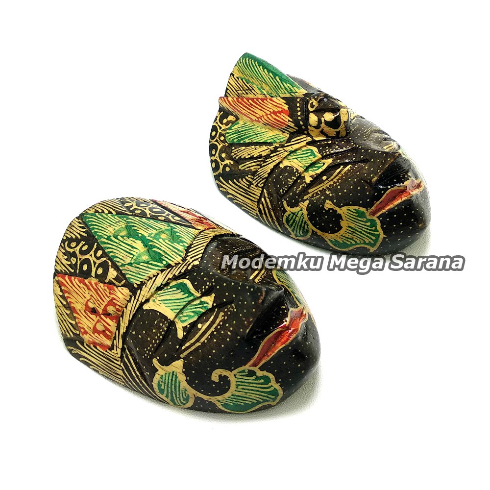 Topeng Kayu Batik Rama Shinta 10x8x4 Cm Micro