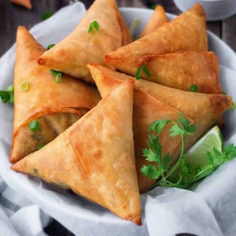 

samosa isi daging sapi