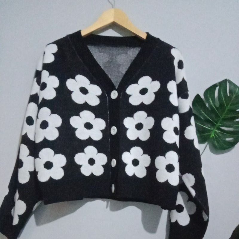 CARDIGAN CROP RAJUT BUNGA//BAHAN TEBAL IMPORT