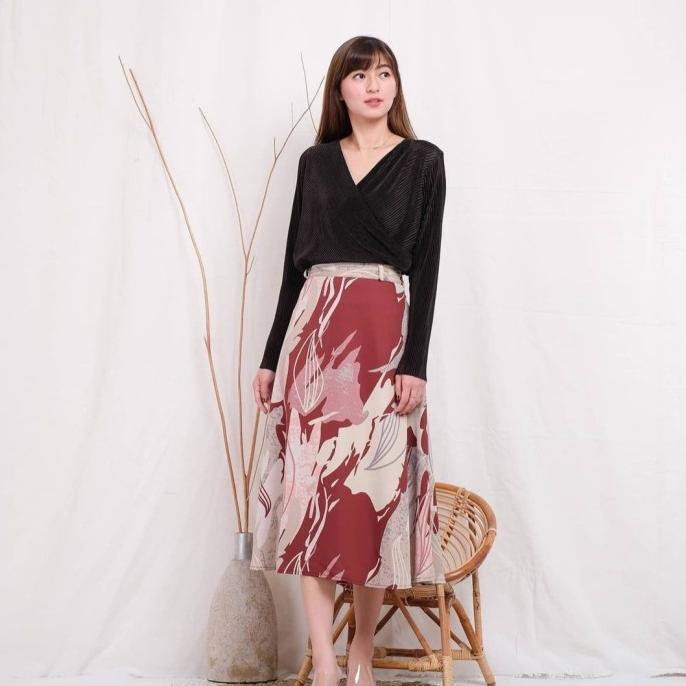 Abstract Sundae Skirt Rok Bawahan Merah Maroon Midi Panjang Wanita