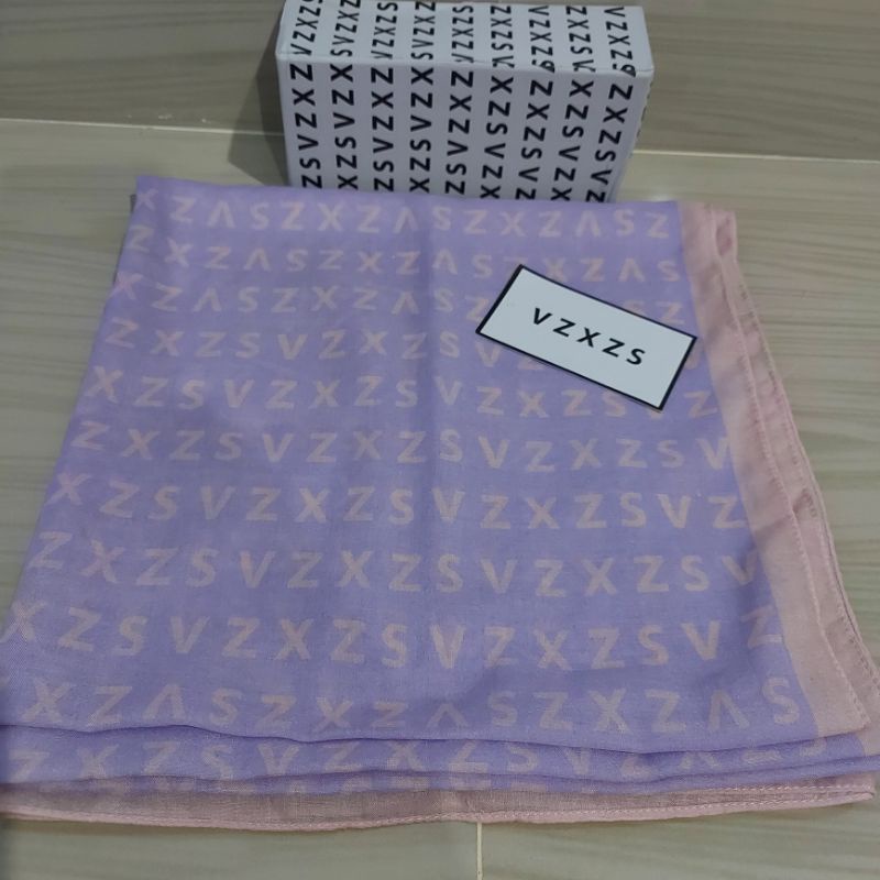 preloved Natiqa Scarf Lilac Vivi Zubedi x Zaskia Sungkar