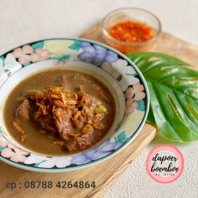

Rawon daging komplit Ny. Atiek