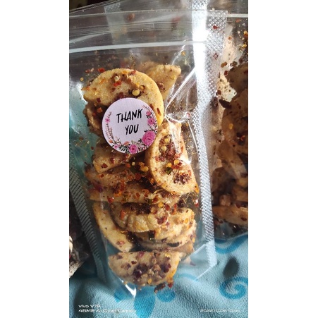 

Cireng pedas daun jeruk
