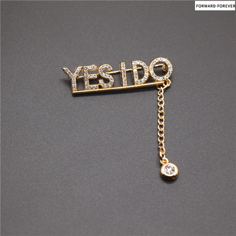 Vintage fashion scarf buckle ladies brooch M70005