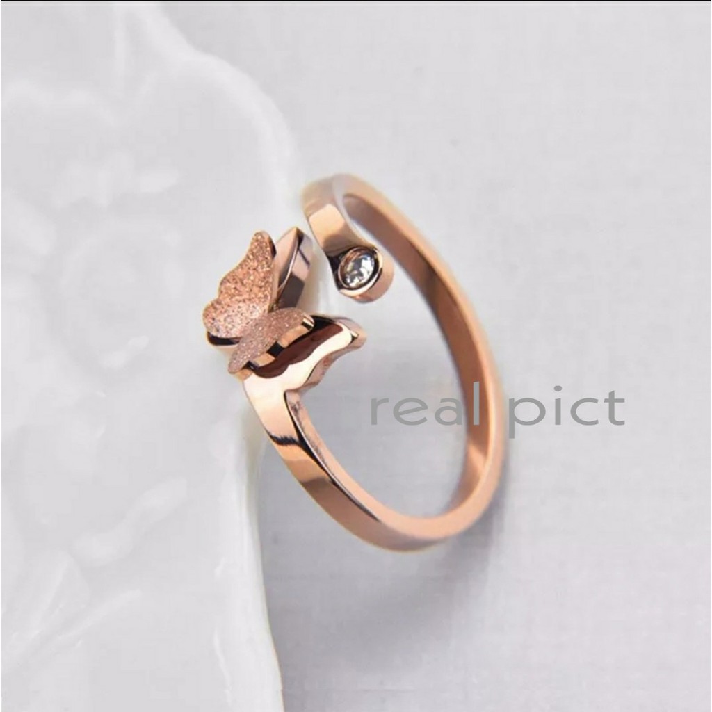 Cincin Titanium Model Kupu - Kupu Dengan Diamond Artifisial Tersedia Warna RoseGold, Gold dan Silver