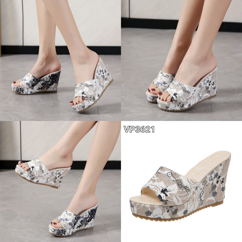 WEDGES SLOP CANVAS KOREA VP3621