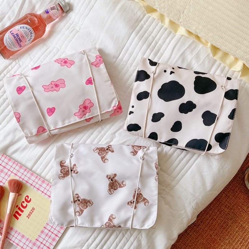 Tas Kosmetik Motif Bear WASHBAG Pouch Travel Make Up Bag Organizer Dompet Kosmetik Toiletry Waterproof Pouch Kosmetik