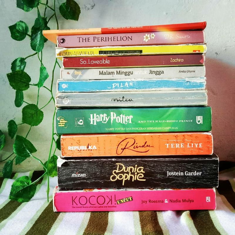 

✿~ [Promo] Perloved Buku Novel Dilan, Milea, Rindu Tere liye, Harry Potter, dunia shopie