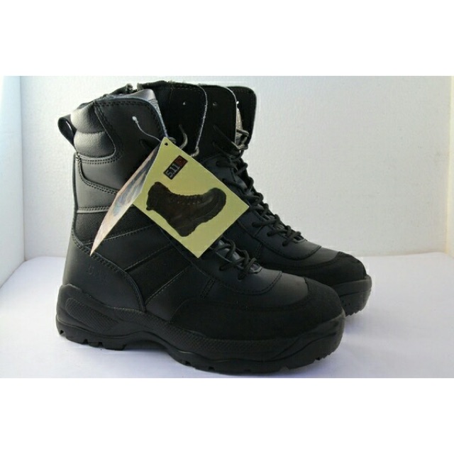 Tactical shoes 5.11