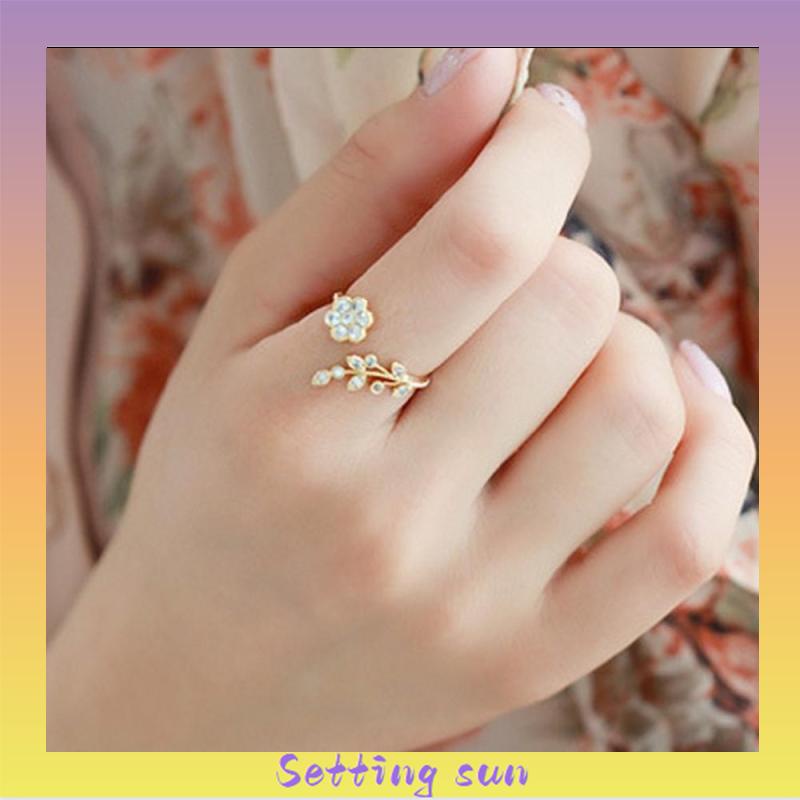 Perhiasan Wanita Cincin Wanita Mini Bisa Disesuaikan Berlapis Emas Model Bunga Untuk Hadiah TN