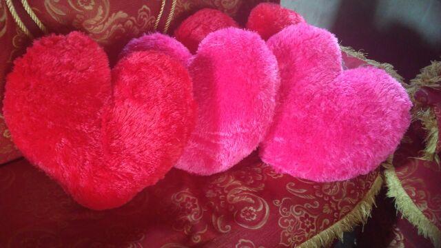 Bantal Love Rasfur