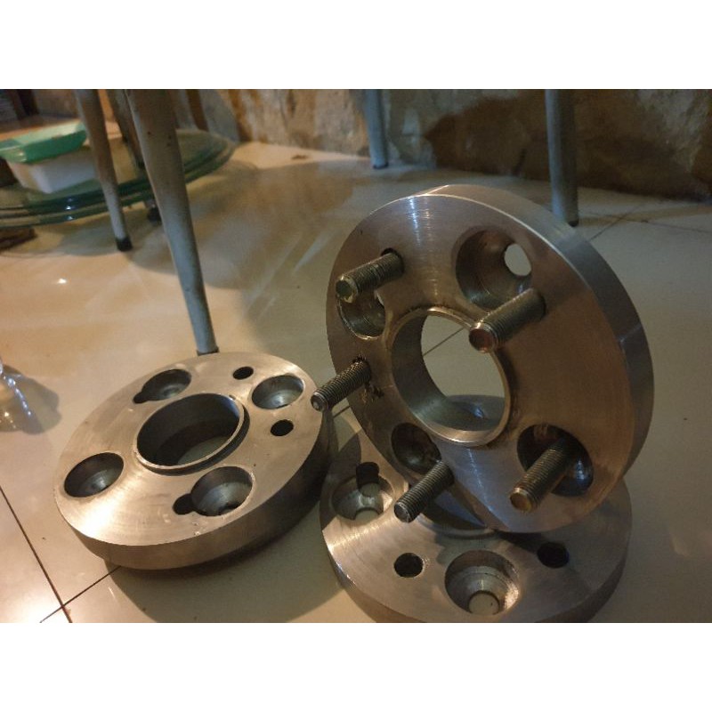 Adaptor Velg kijang ke Mercy atau innova