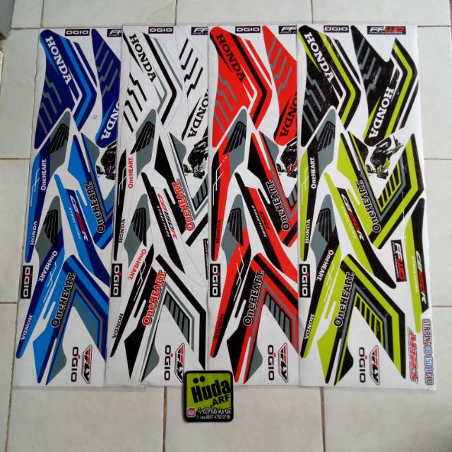 Striping sticker lis motor variasi honda CB150R old/lama "oneheart" biru-kuning-merah-putih