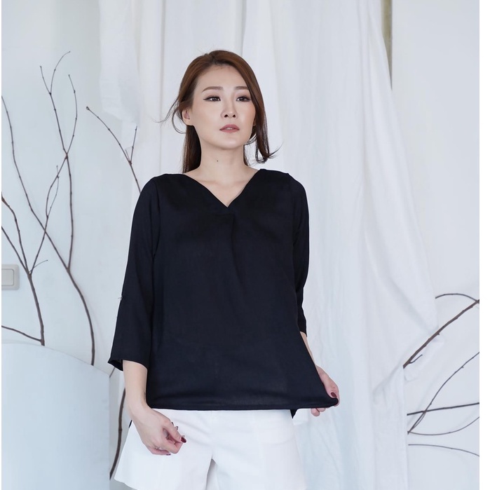 Kemeja V-Neck Alpaca Atasan Wanita Top