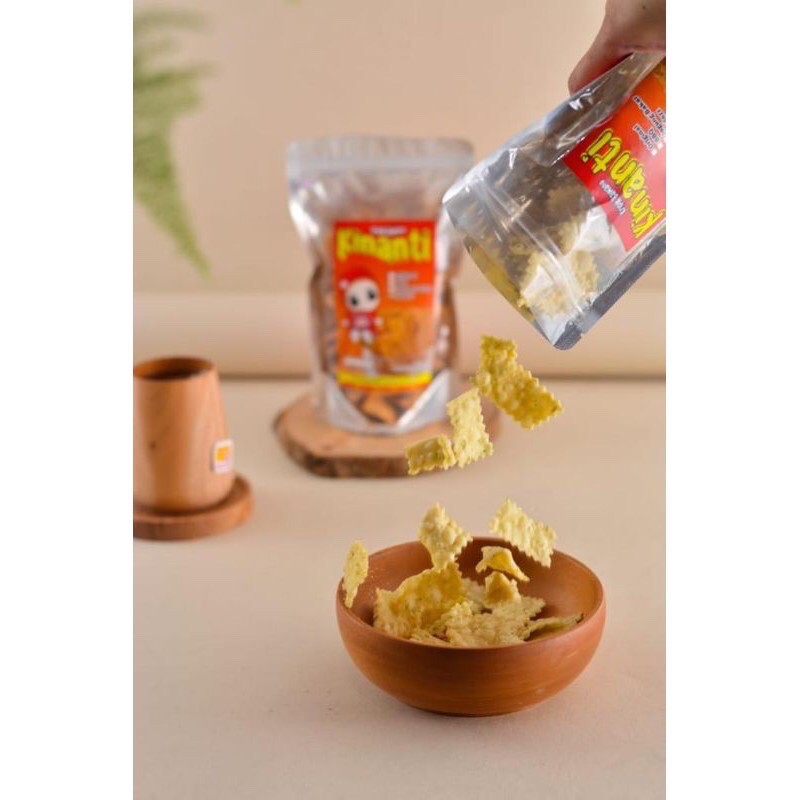 

Makro Mart Keripik Kripik Krupuk Kerupuk Bawang Original Renyah