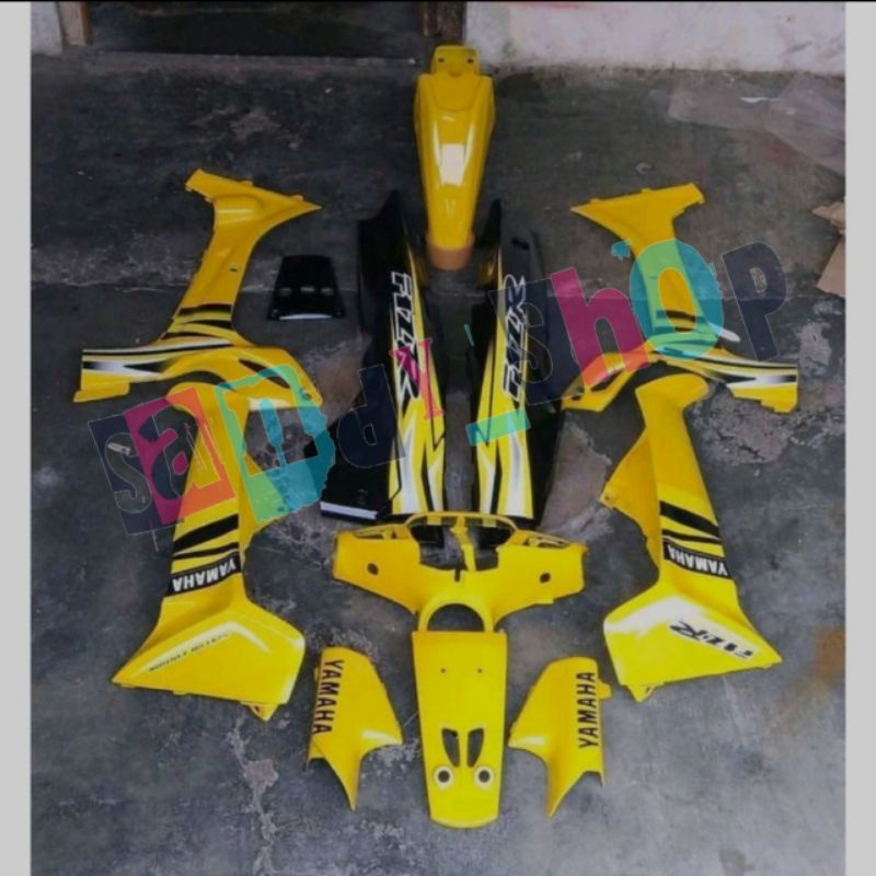 Full Body Halus Yamaha F1ZR Kuning-Hitam Plus Striping