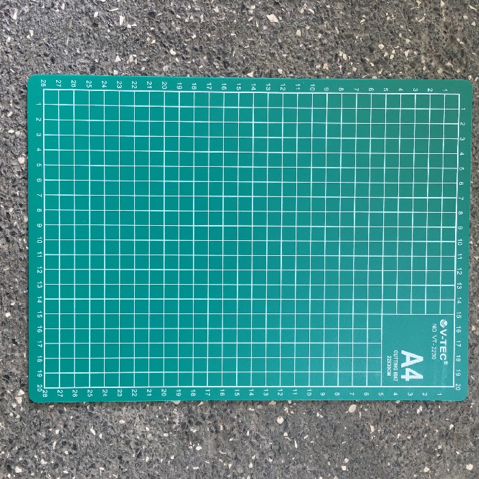 

Stok Ready Cutting mat alas potong A4 vtec Diskon