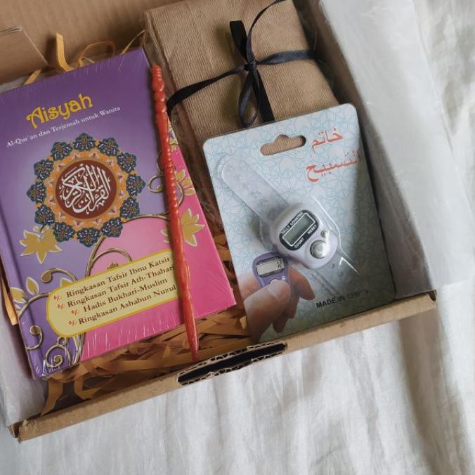 

✺ Hampers Hadiah Kado Gift Box Muslimah Cewek Quran Handsock Murah Lebaran, Ulang Tahun, Graduation
