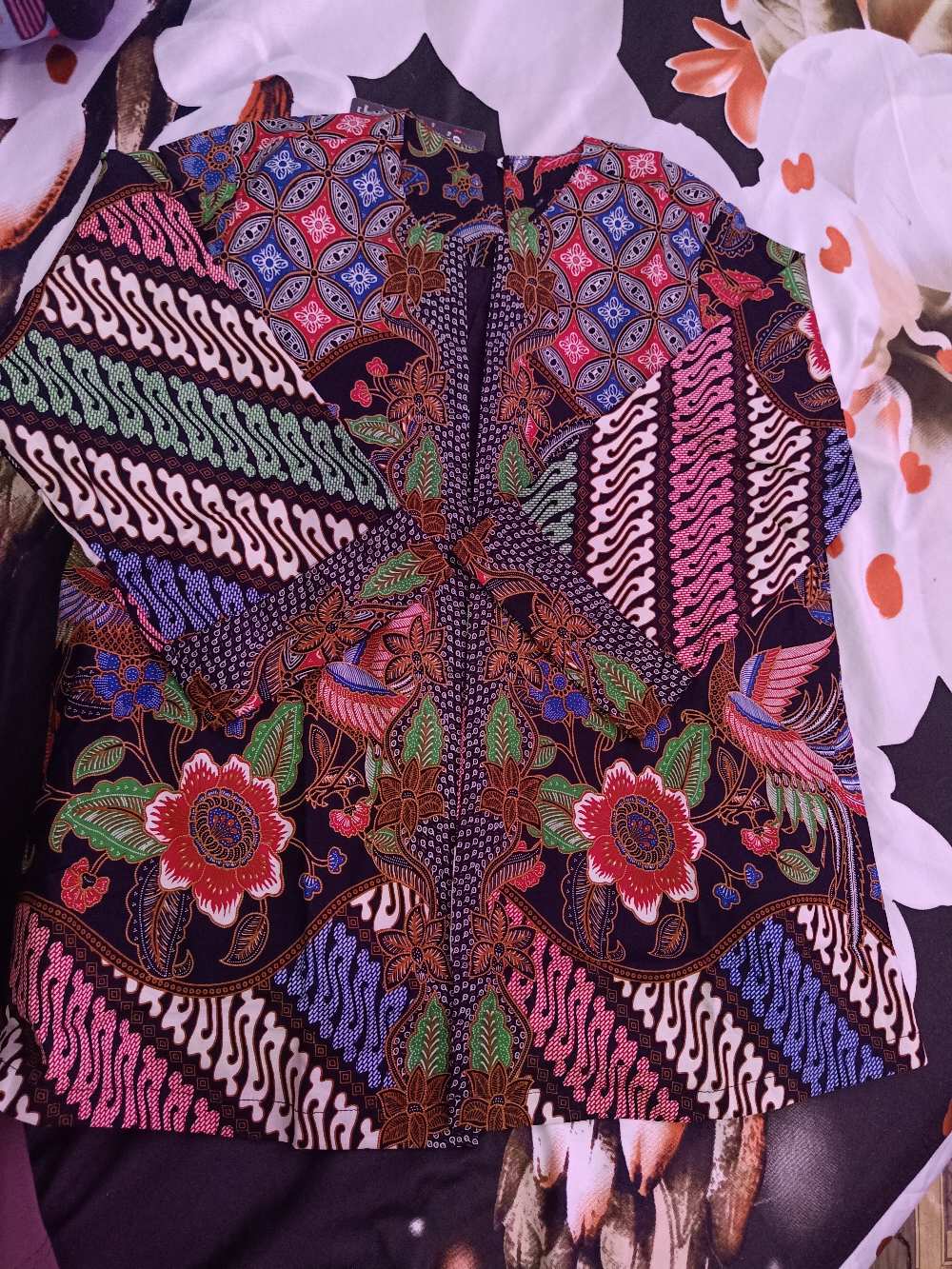 Bogota - Busan Blouse Batik Wanita