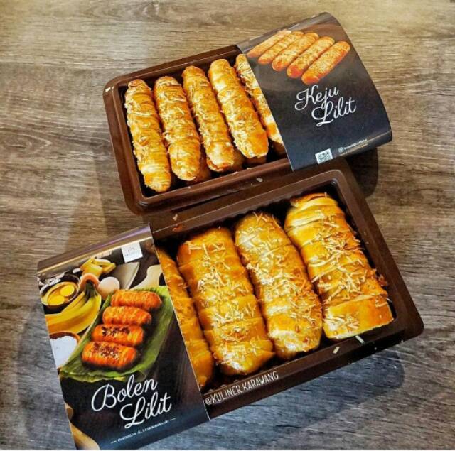 

GR Pisang Molen Bolen Lilit Yogya Bakery BREAD.CO Bandung best seller hits sale promo oleh oleh