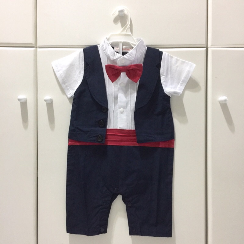 OVERALL BAJU BAYI PENDEK ROMPI JAS HITAM DASI KUPU MERAH
