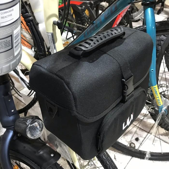 

Tas Frontblock Livi Terbaru