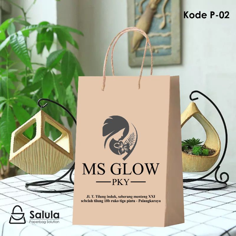 

Paperbag Size 11x4,5x15cm