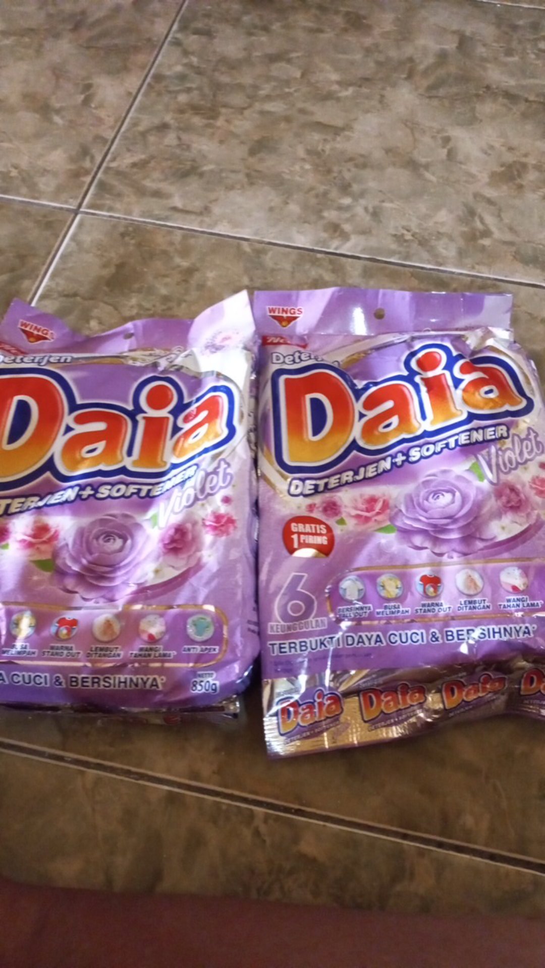 Daia Detergent Violet 850gr