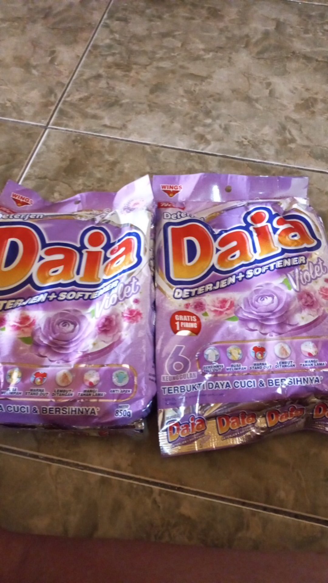 Daia Detergent Violet 850gr