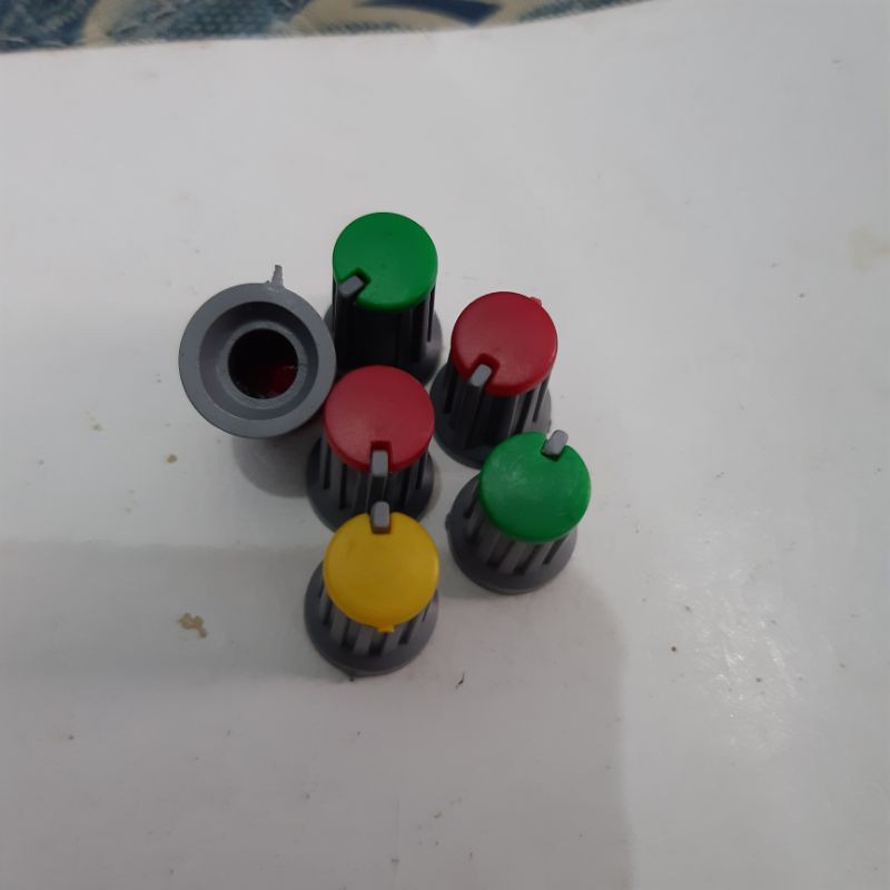 knop potensio mixer - tone control