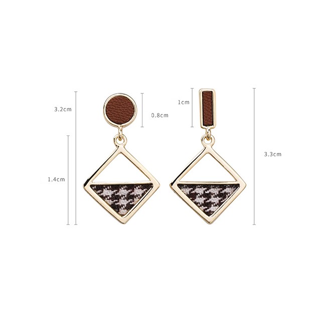 LRC Anting Tusuk Fashion Houndstooth 925 Silver Pin Square Asymmetric Earrings F93313