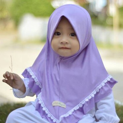 Yumnaa hijab (ungu muda, hijau botol)