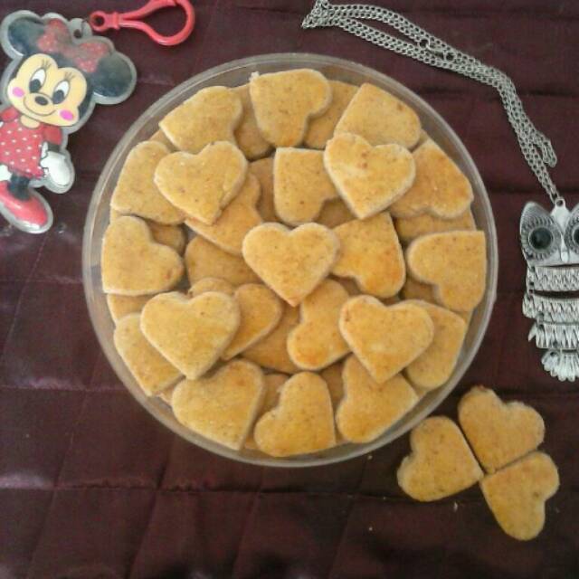 

Kue Kacang