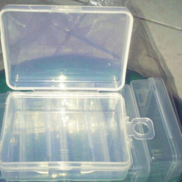 

Kotak plastik 7 x 5 x 2.5