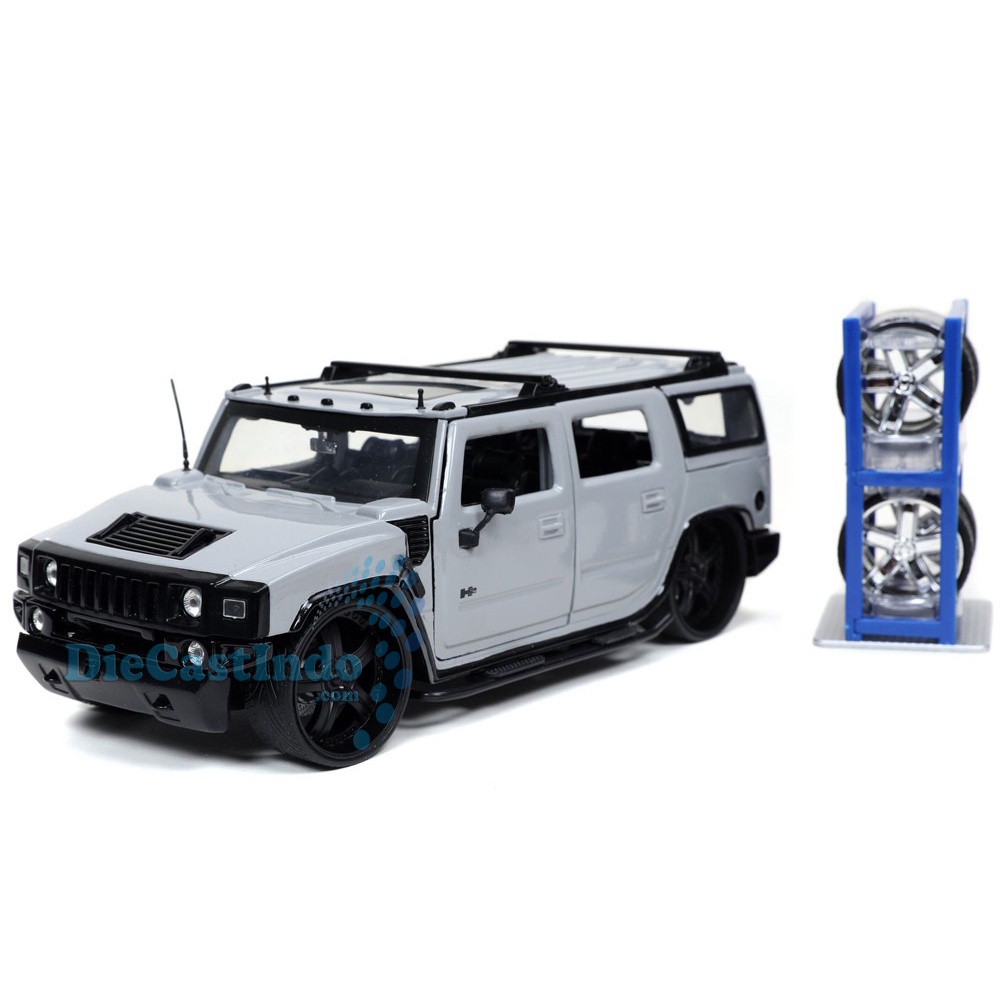 Jada 1:24 - Just Trucks Hummer H2 with Extra Wheels