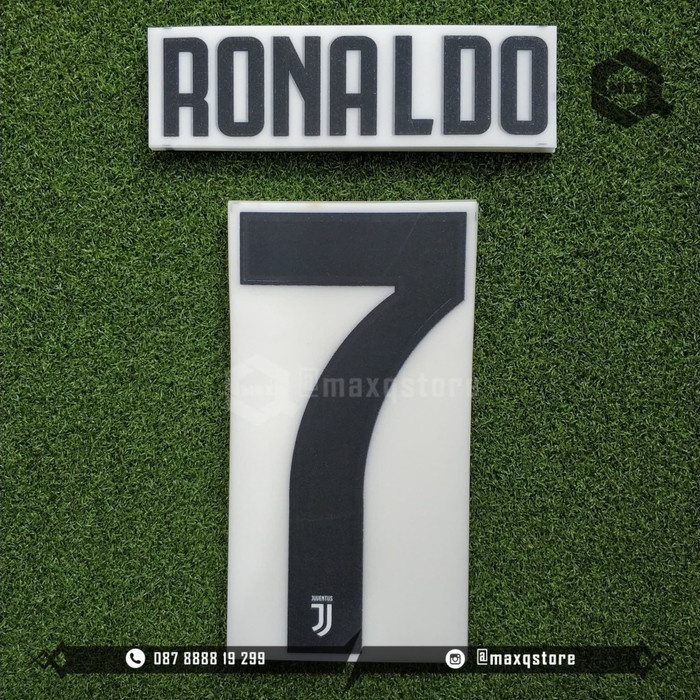 ds0100d Nameset Juventus Jersey Home/Away 2018/2019 Ronaldo Remake Ori Gr02Bf